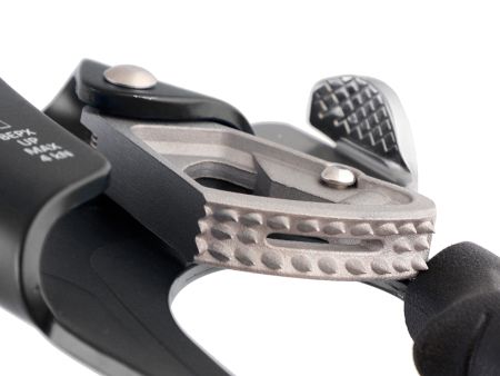  Зажим Венто Жумар правый черный в Ставрополе  