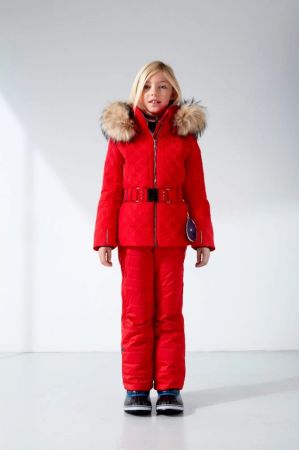 Куртка горнолыжная Poivre Blanc с иск.мехом W21-1003-JRGL/A красный в Ставрополе